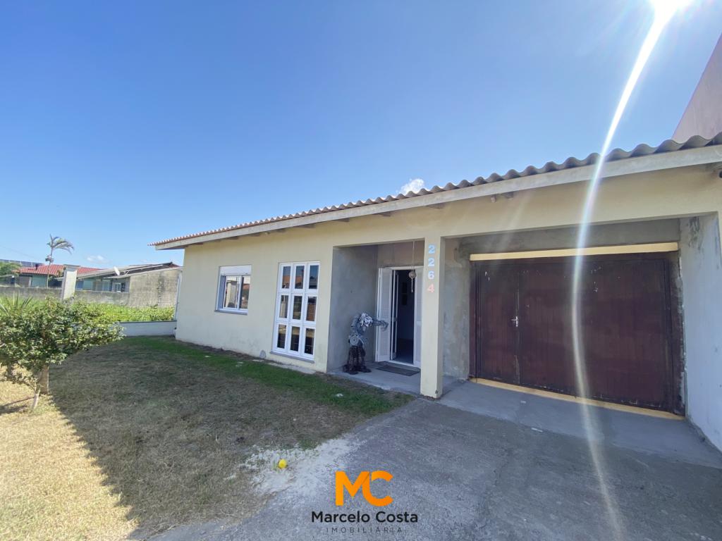 Casa 04 dormitórios - F-712