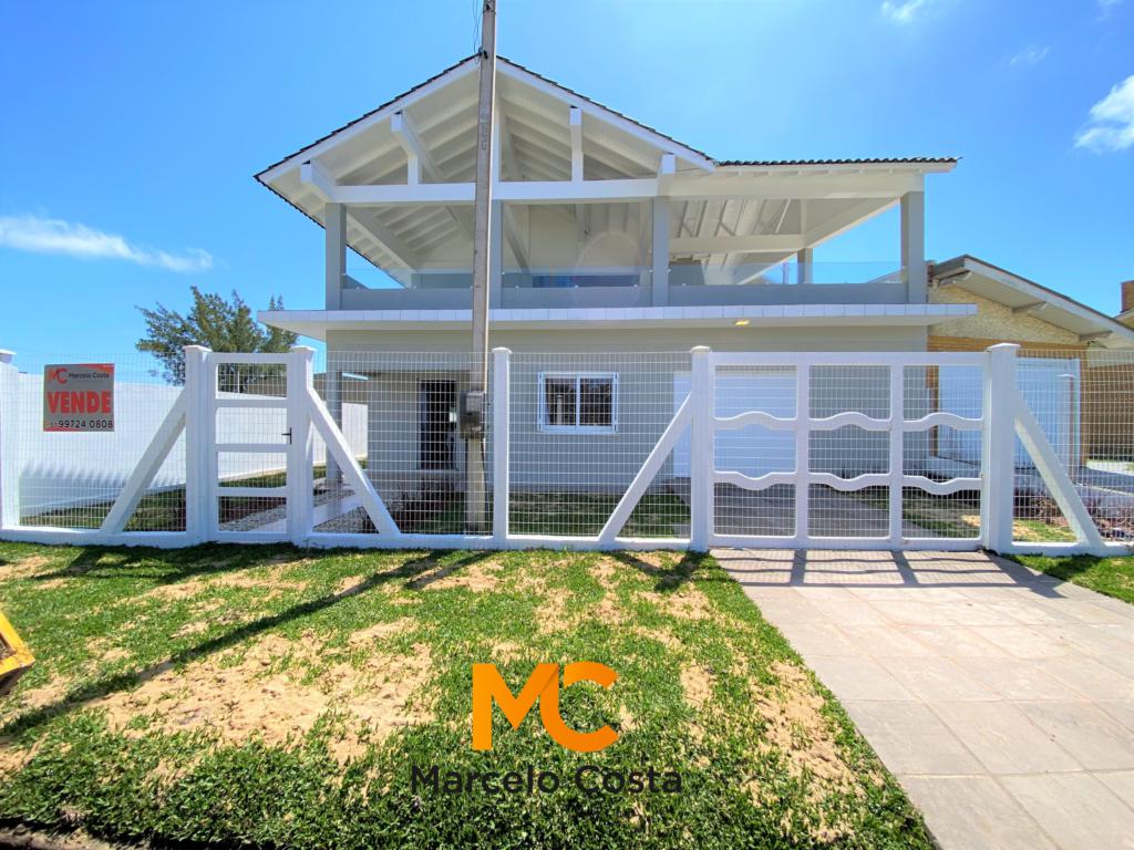 Casa 03 dormitórios - F-522