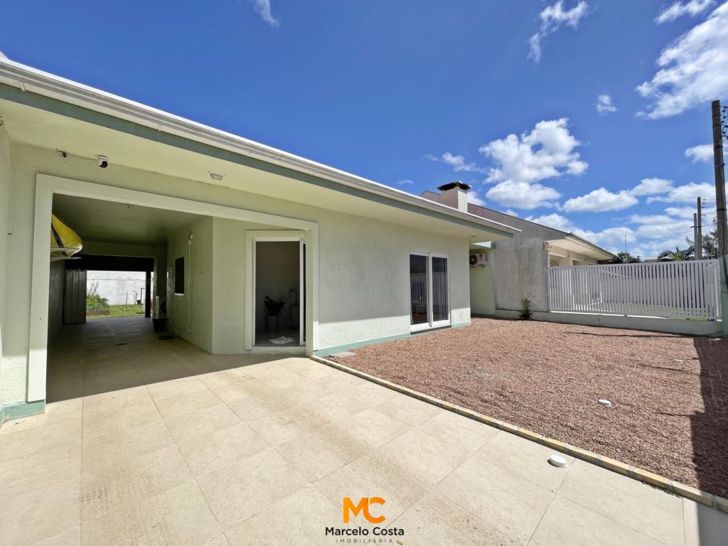 Casa 03 dormitórios - F-503