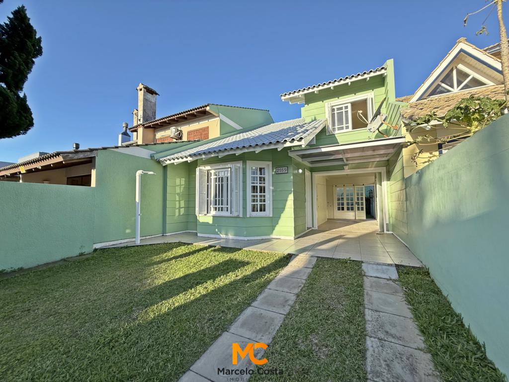 Duplex 03 dormitórios - F-796