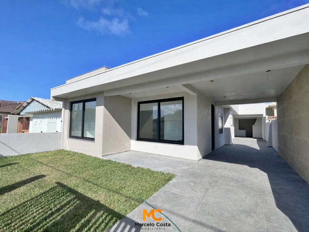 Casa 03 dormitórios - F-628
