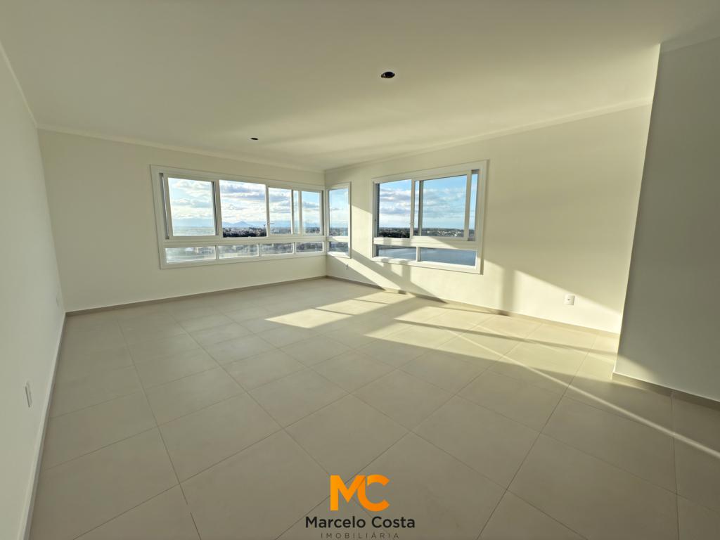 Apartamento 03 dormitórios - F-5023