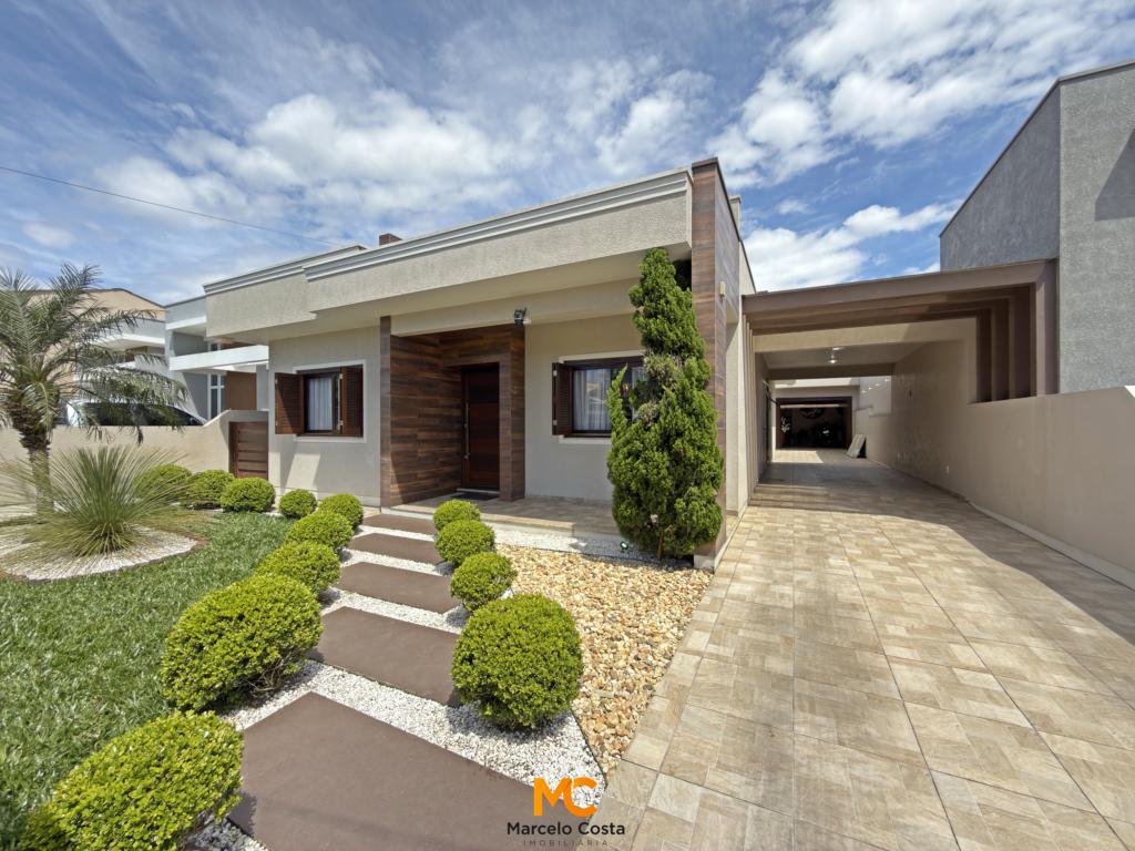 Casa 03 dormitórios - F-116